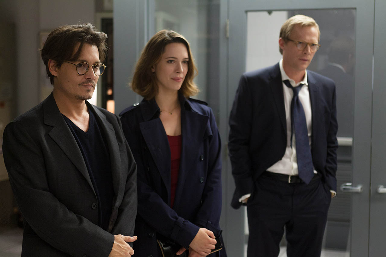 Foto TRANSCENDENCE Foto TRANSCENDENCE